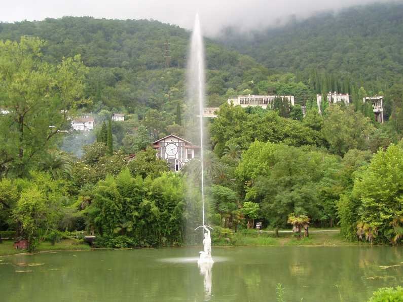 Фотографии Абхазии - пейзажи Абхазии, отели Абхазии, достопримечательности Абхазии, курорты Абхазии, туры Абхазии